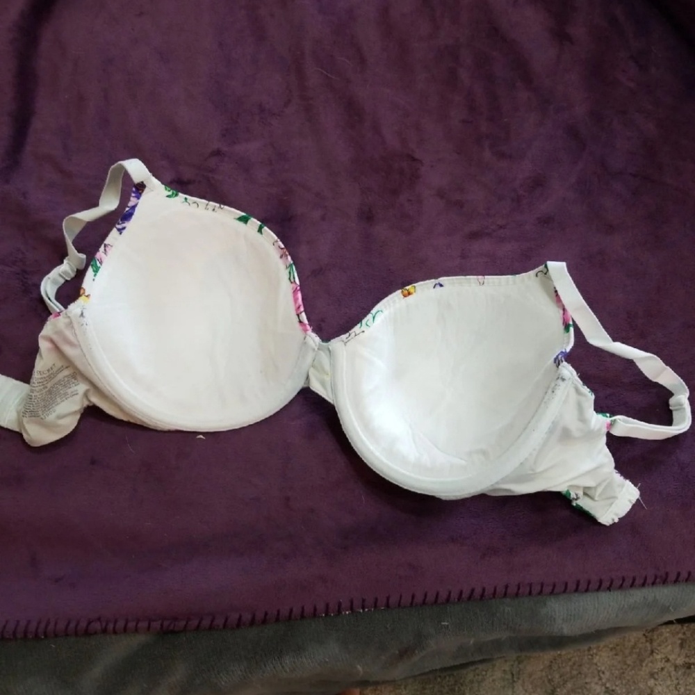 Victoria secret bra - Picture 2 of 4